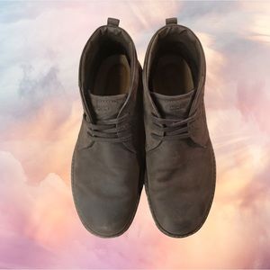 Ecco brown chukka boots 🥾